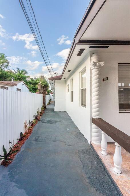 Bright & Cozy Duplex ~ Near South Beach & Wynwood! Miami Exterior photo